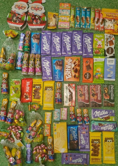 ''Tabliczka czekolady dla polskich dzieci na Kresach''